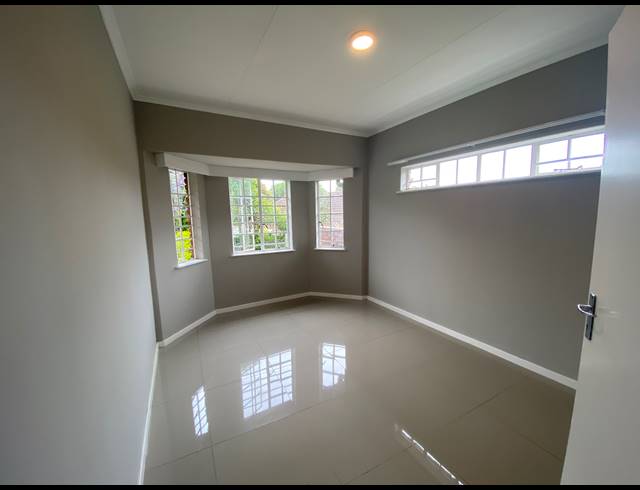2 BEDROOM SIMPLEX TO LET IN HOWICK NORTH